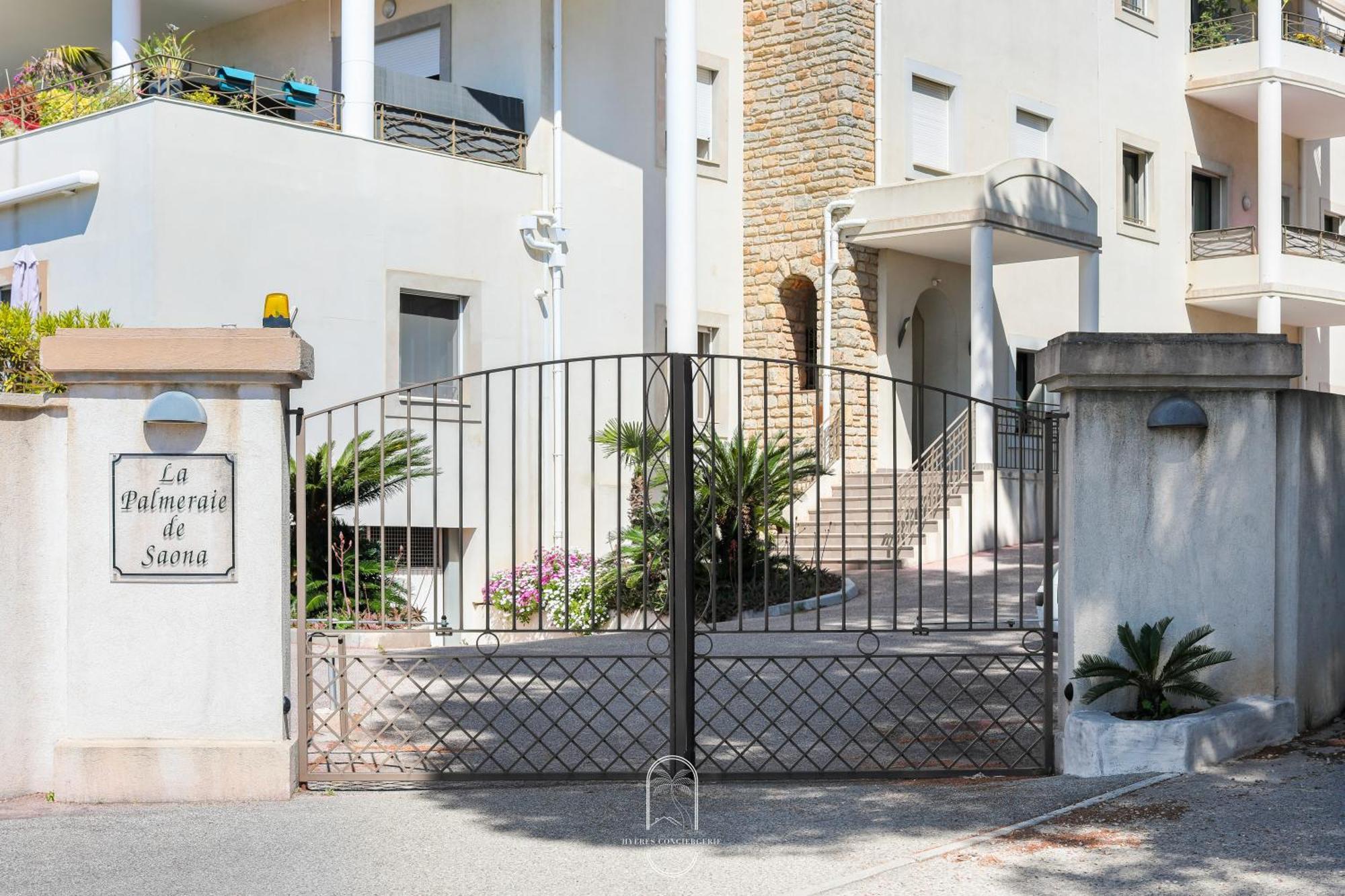 Maisonnette Saona Vue Mer Plages 800M Wifi Clim Pk By Hc Carqueiranne Kültér fotó